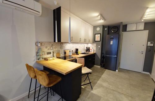 Wroclaw City Center Apartment | Ideal Harry’s Apartment: Central Location & Pet-Friendly Stay