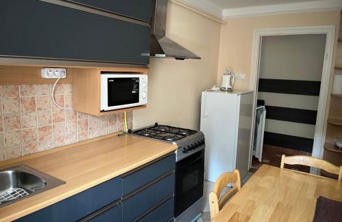 Miskolc-Tapolca House | Harsányi Vendégház: Family-Friendly Stay with Kitchen Access