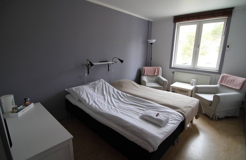 Jarvso House | Relaxing Retreat at Harsa B&B with Spa & Family Amenities