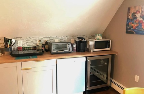 Lower Allston Apartment | Elegant Harvard Allston Executive Suite Loft - 9.8/10 Rating