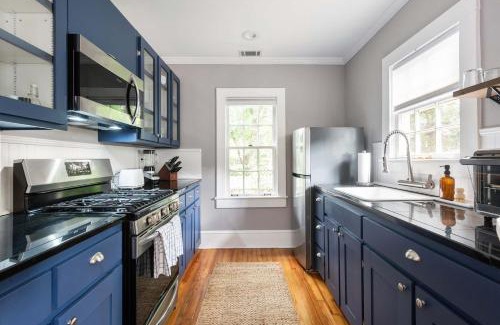 Kirkwood Apartment | Harvest Moon: 4-Star Stay with Pet and Child-Friendly Amenities