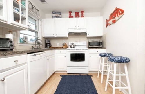 Harvey Cedars House | Harvey Cedars Duplex on Bayside Lagoon - Family Friendly Retreat