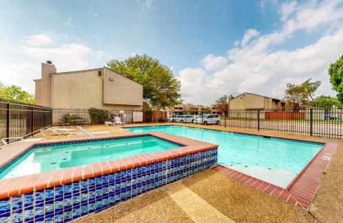 College Station Apartment | Family-Friendly Escape at Harvey House with Pool Access