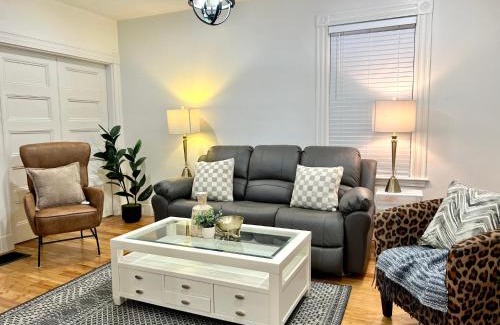 Allston House | Pet-Friendly Stay Near Harvard & MIT with Breakfast Included
