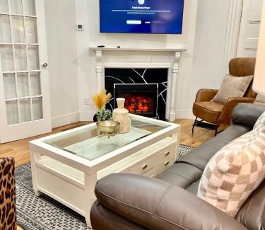 Allston House | Pet-Friendly Stay Near Harvard & MIT with Breakfast Included