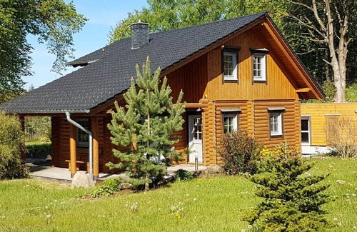 Mandelholz House | Exclusive Harz Log Cabin with Spa and Ocean Views
