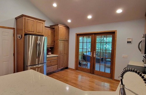 Harbert House | Has it all- location, privacy, charm. Great for groups with 4 full baths!