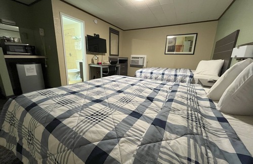Haskell Hotel | Cozy Haskell Inn with Kitchen & Breakfast Amenities