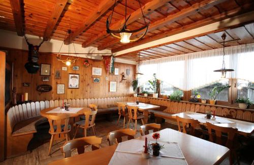 Hasselberg House | Discover Hasselberger Hof: Family-Friendly Retreat