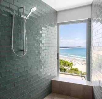 Noosa Heads Apartment | Escape to Noosa Paradise: Pool, Beach & Scenic Views
