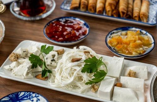Sur Hotel | Comfortable Stay at Hasuni Taş Hotel with Breakfast Included