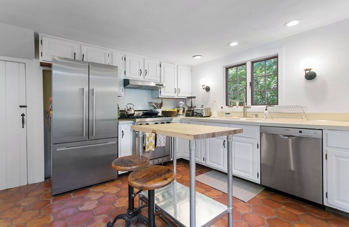 Bridgewater House | Family-Friendly Hat Shop House: 10/10 Guest Rated Escape