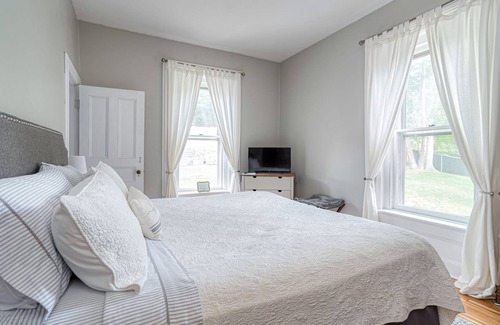 Towanda Bed & Breakfast | Top-Rated Stay at Hatch House Bed & Breakfast with Pool
