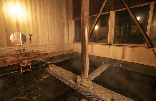 Oze Nationak Park House | Relax at Hatcho No Yu: Spa, Dining & Family-Friendly Fun