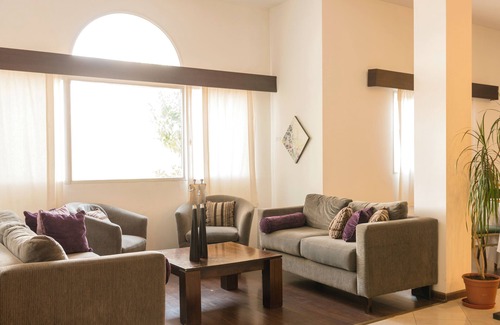 Guaymallen Hotel | Inviting Hathor Hotels Mendoza with Pool and Spa Amenities