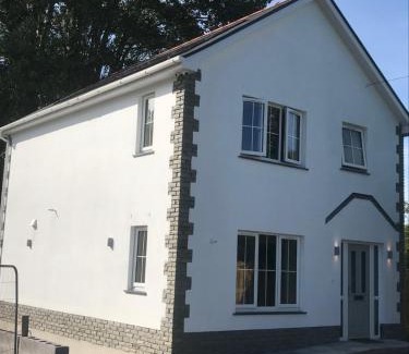 Llanilar House | Experience Haul y Bore: Family & Pet-Friendly Getaway