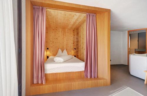 Madonna di Senales Apartment | Discover Pet-Friendly Comfort at Haus 191 for Families