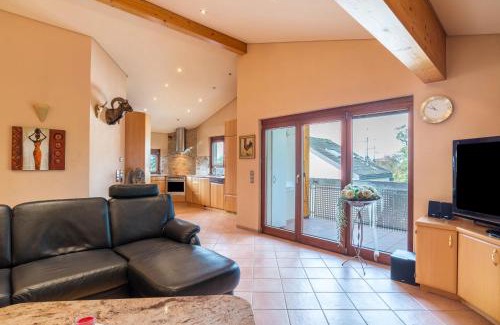Lauf Apartment | Exceptional Family-Friendly Stay at Haus am Bächel