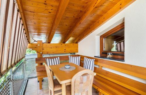 Lauf Apartment | Exceptional Family-Friendly Stay at Haus am Bächel