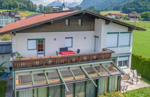 Bad Haering House | Family-Friendly Getaway at Haus am Bad - Guest Rated 9.5