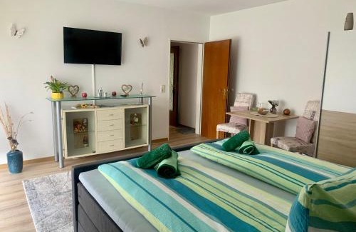 Naumburg House | Discover Haus Am Burghain: Family-Friendly Retreat