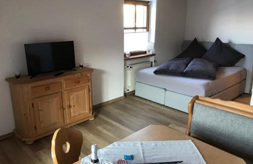 Blindau Apartment | Discover Haus am Dürrach: Family-Friendly Retreat with Kitchen