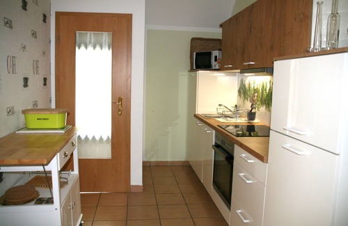 Muritz Apartment | Discover Haus am Kölpinsee: Family-Friendly Retreat
