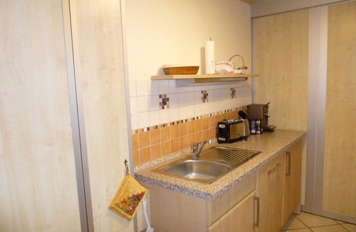 Herbolzheim Apartment | Haus am Kaiserberg: Perfect Family Getaway Near Europapark