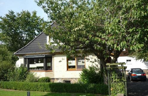 Sieverstedt Apartment | Experience Haus am Kirschbaum: Oceanfront Bliss Awaits