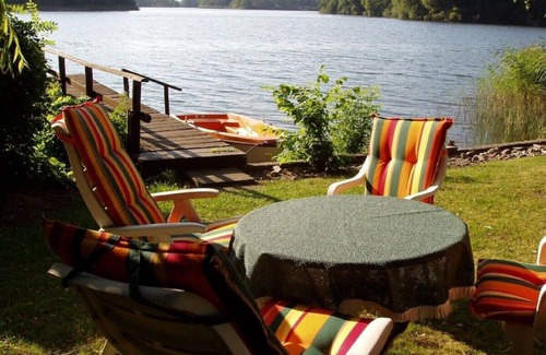 Dornick Apartment | Scenic Haus am Kleinen Plöner See: Lakeside Vacation Retreat