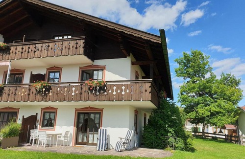 Wallgau Apartment | Guest Rated 9.5: Haus am Kurpark Kathi with Child-Friendly Amenities