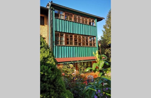 Traunstein House | Welcoming Haus am Mühlbach in Traunsteiner City Center