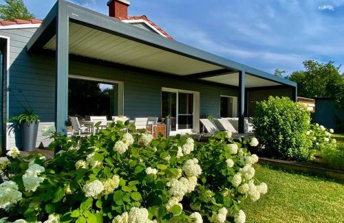 Ruckersdorf House | Waterfront Retreat at Haus am See - Family Friendly Stays