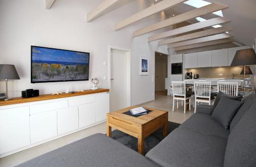 Wittenbeck Apartment | Pet-Friendly Haus am Wald Wohnung Strand with High Ratings