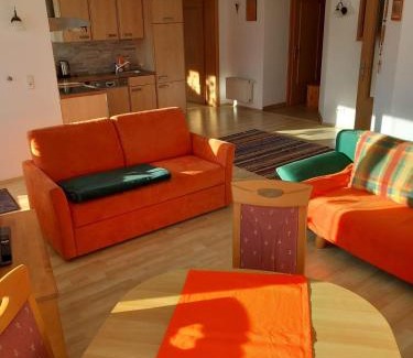 Kufstein Apartment | Scenic Oceanfront Stay at Haus am Waldrand - Rated 9.3/10