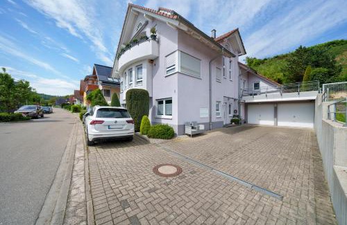 Endingen am Kaiserstuhl Apartment | Pet-Friendly Retreat at Haus am Weinberg 2 for Families