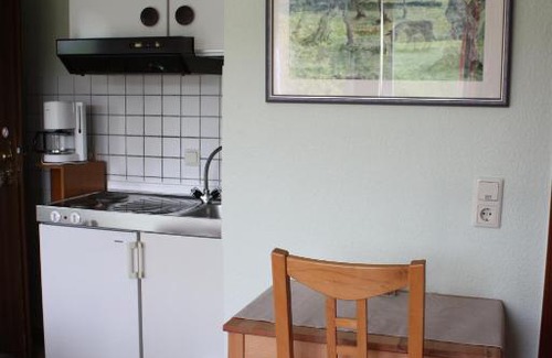 Sinzig House | Oceanfront Haus am Zeiberberg with Hot Tub & Breakfast