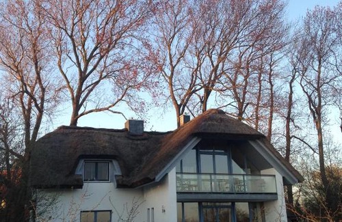 Vitte Apartment | Oceanfront Retreat at Haus an der Heide - Rated 9/10