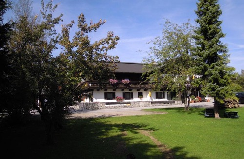 Seefeld in Tirol Apartment | Top-Rated Stay at Haus Andreas: Experience Comfort Today