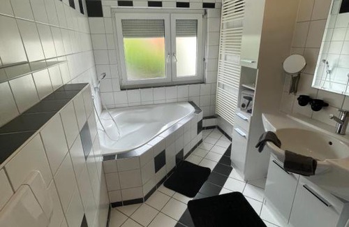Bad Krozingen Apartment | Haus Annabell: Family-Friendly Stay for Building Contractors