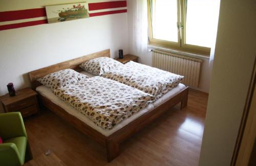 Haidmuhle Apartment | Family-Friendly Retreat at Haus Anny - Rated 9/10 by Guests