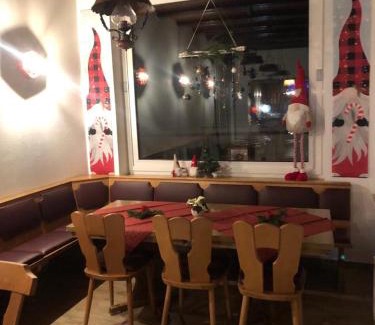 Langewiese Apartment | Group Retreat at Ferienhaus Astenblick for Memorable Celebrations