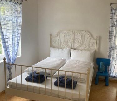 Glems Apartment | Family-Friendly Getaway at Haus Aurelia - Rated 9.3/10