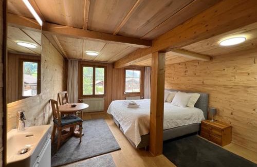 Boltigen House | Sea View Retreat at Haus Bergmann - Pet Friendly Escape