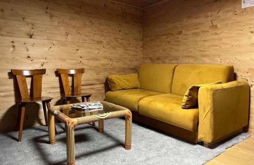 Boltigen House | Sea View Retreat at Haus Bergmann - Pet Friendly Escape