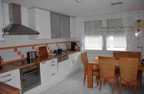 Sipplingen Apartment | Enchanting Haus Blütenzauber with 9/10 Guest Rating