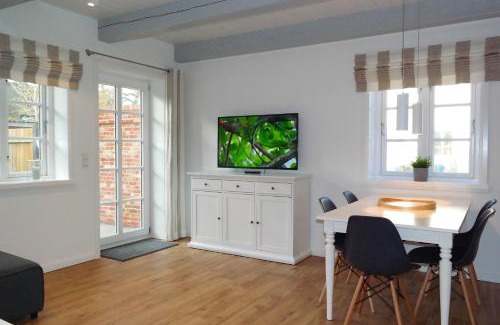 Wyk auf Foehr House | Child-Friendly Haus Boldix Whg 6 St Barth: Rated 10/10