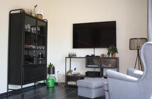 Loquard House | Welcoming Haus Bootsmann: Pet & Child-Friendly Escape