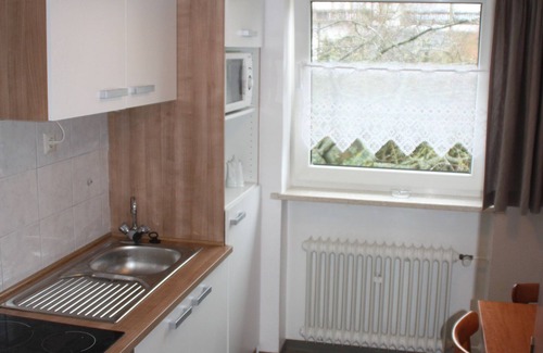 Liesenich Apartment | Haus Buchholz Apartment 3: Family-Friendly Stay with Pool