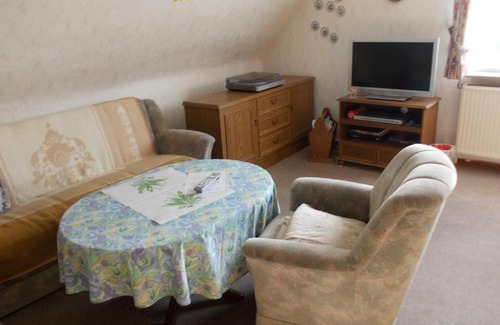 Region Hannover District Apartment | Family-Friendly Retreat at Haus Conny with High Ratings